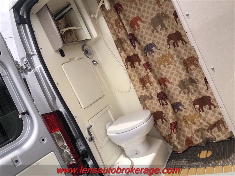 Used 2019 RAM ProMaster 3500 w/ Premium Appearance Group FWD image 14