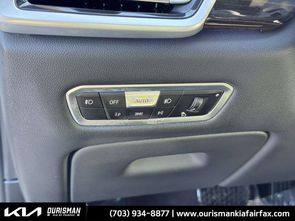 Used 2021 BMW X5 xDrive40i w/ Premium Package image 14