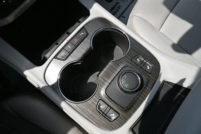 Used 2020 GMC Acadia SLT FWD image 31