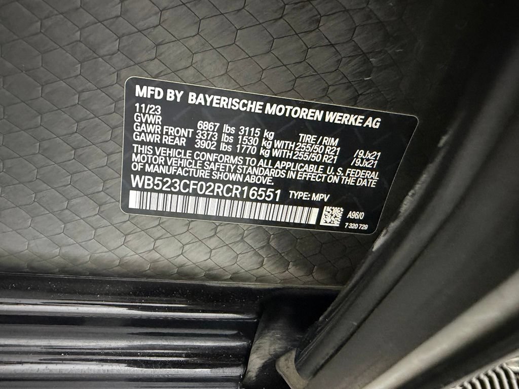Used 2024 BMW iX xDrive50 w/ Premium Package AWD/4WD image 23