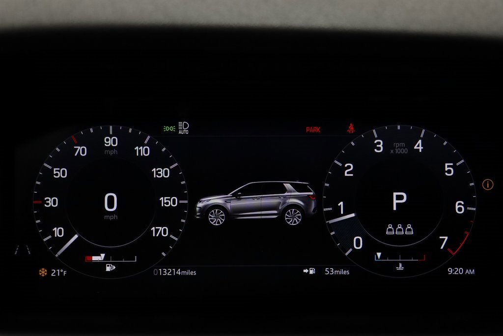 Used 2022 Land Rover Discovery Sport SE image 8