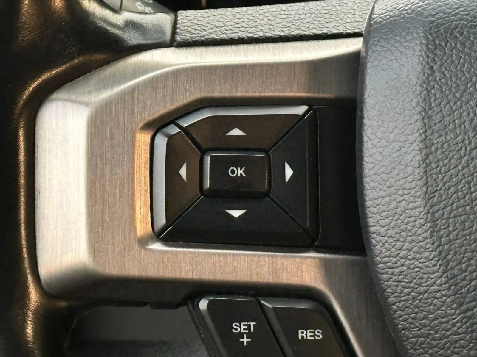 Used 2019 Ford F150 Platinum w/ Trailer Tow Package AWD/4WD image 37
