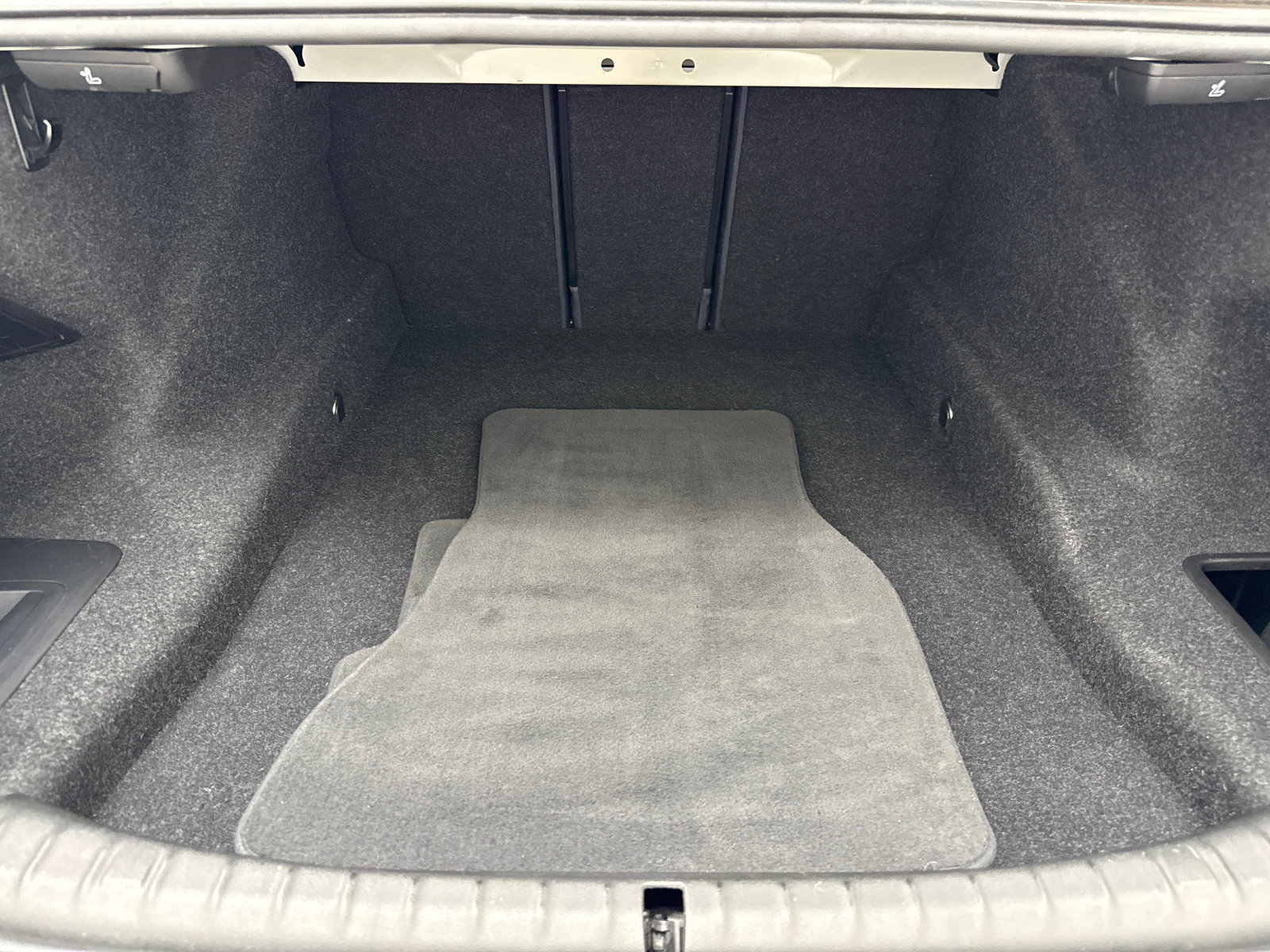 Used 2017 BMW 540i RWD image 47