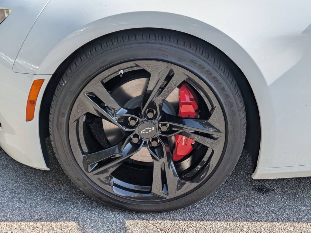 Used 2023 Chevrolet Camaro LT w/ RS Package RWD image 29