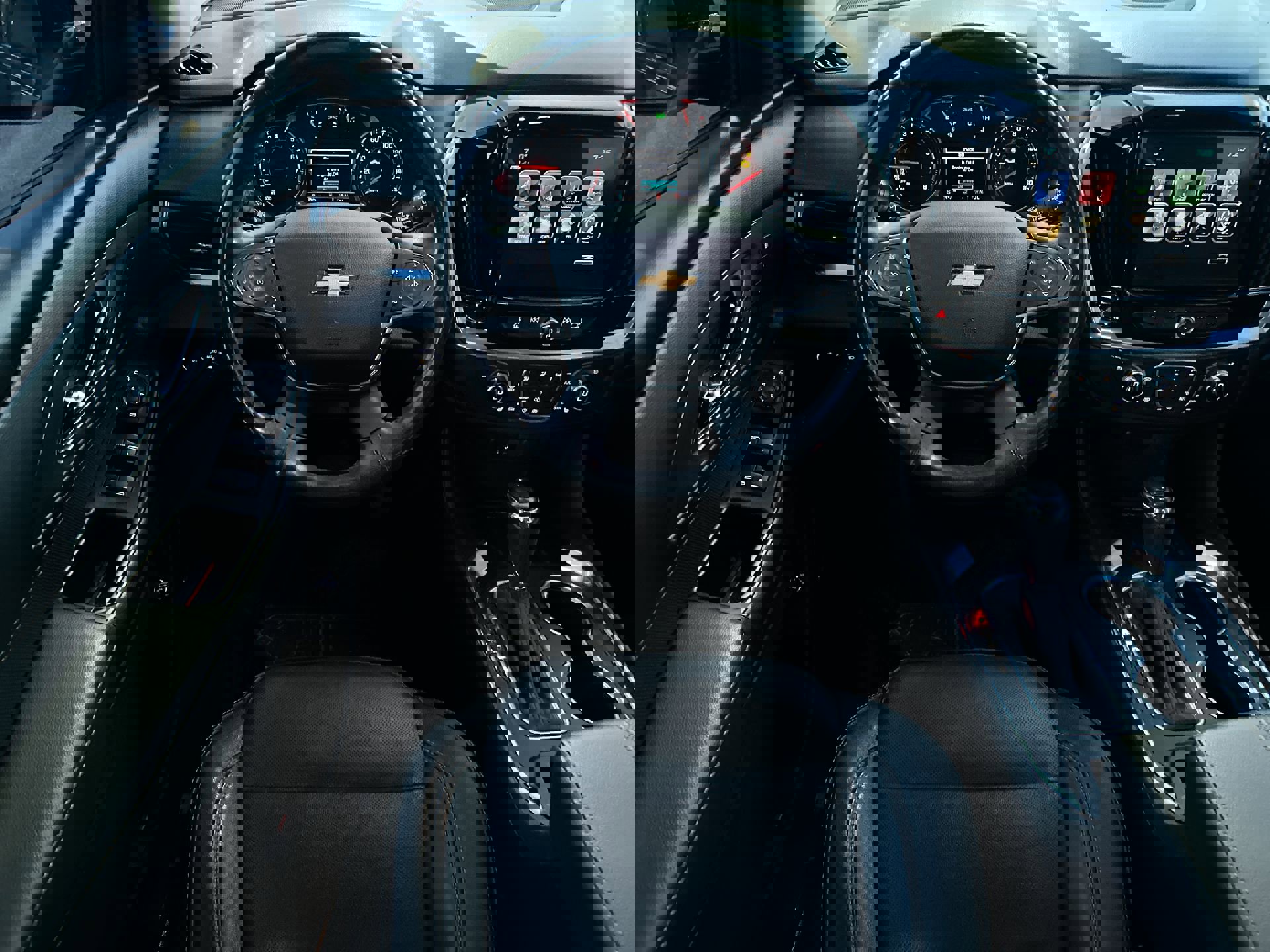 Used 2019 Chevrolet Traverse Premier w/ Redline Edition image 17