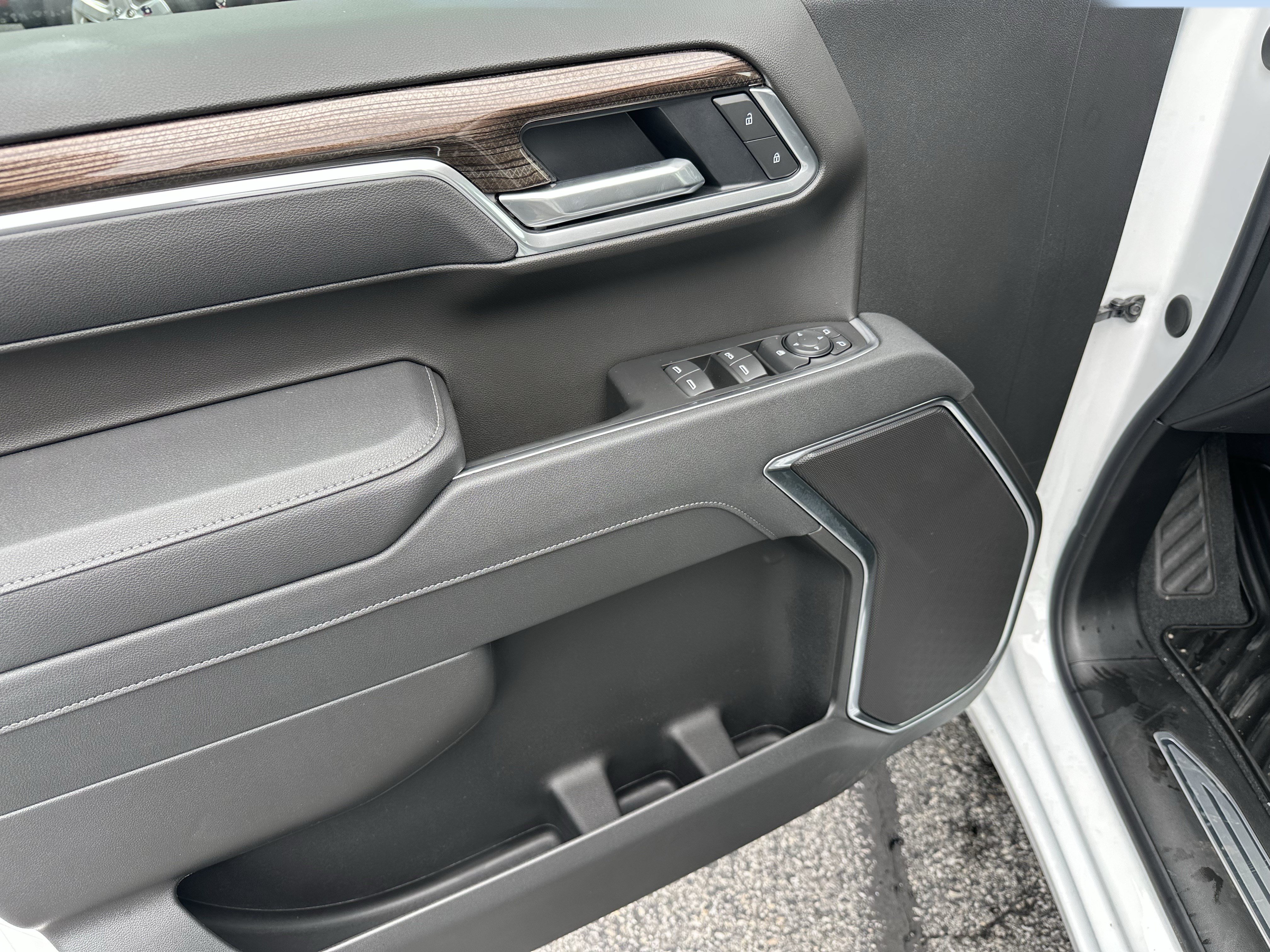 New 2026 Chevrolet Silverado 1500 LT AWD/4WD image 7