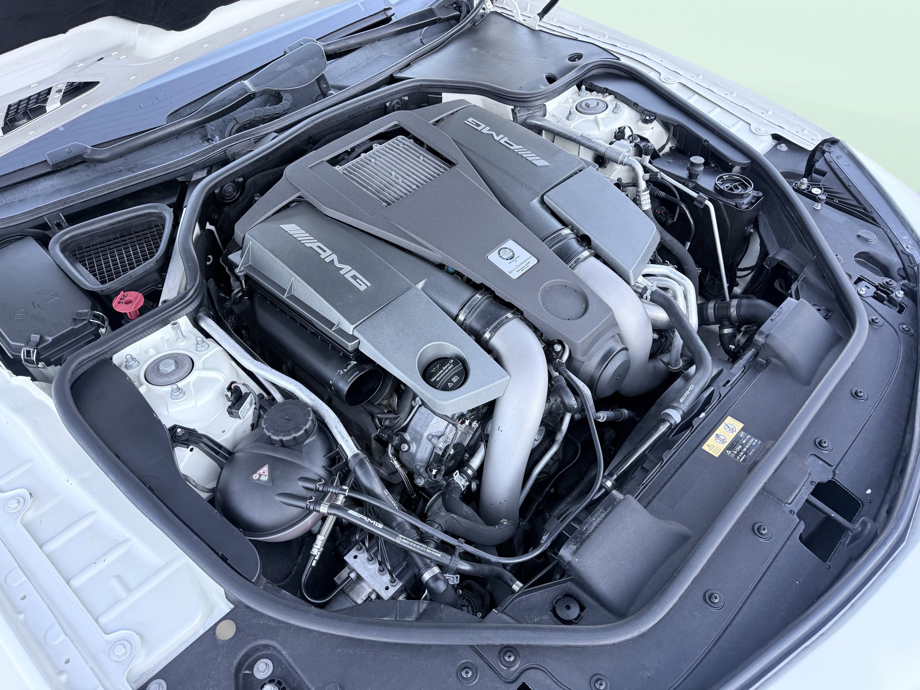 Used 2015 Mercedes-Benz SL 63 AMG image 11