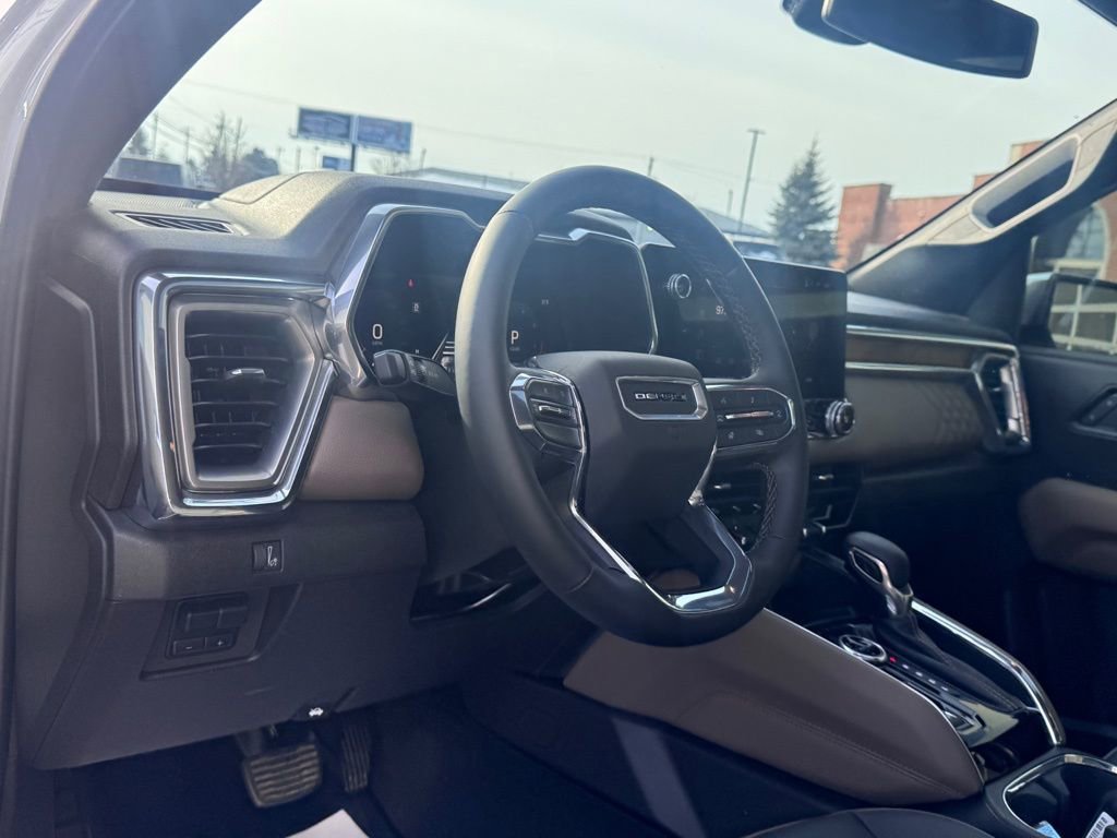 Used 2026 GMC Canyon Denali image 12