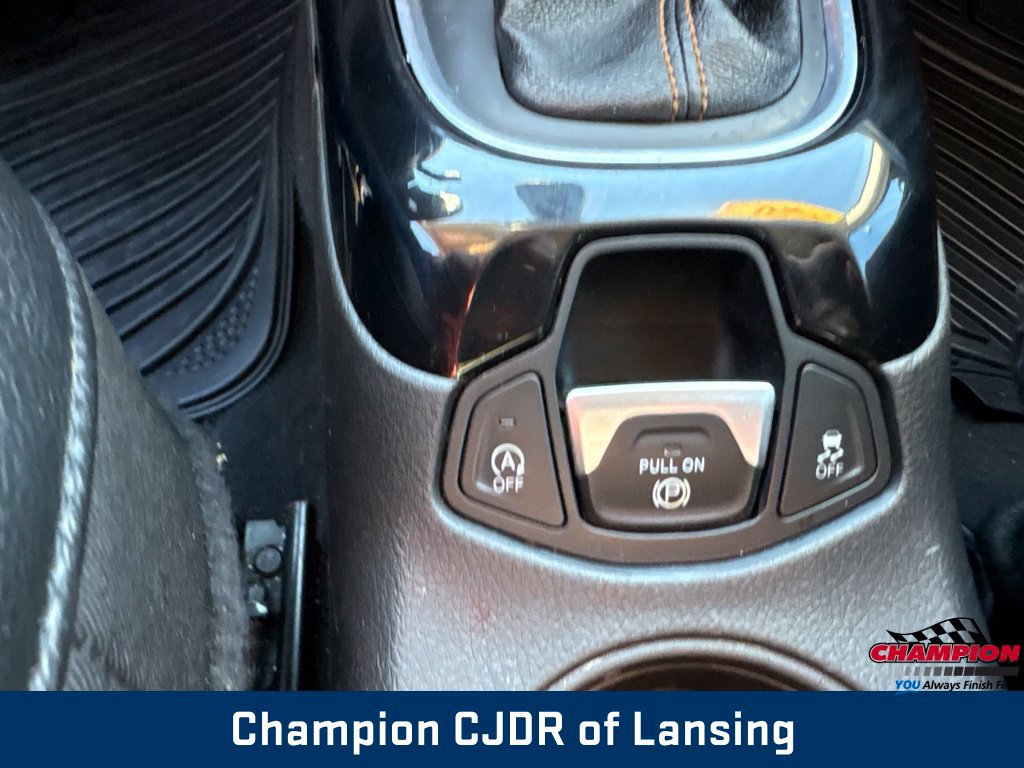 Used 2020 Jeep Compass Limited AWD/4WD image 26