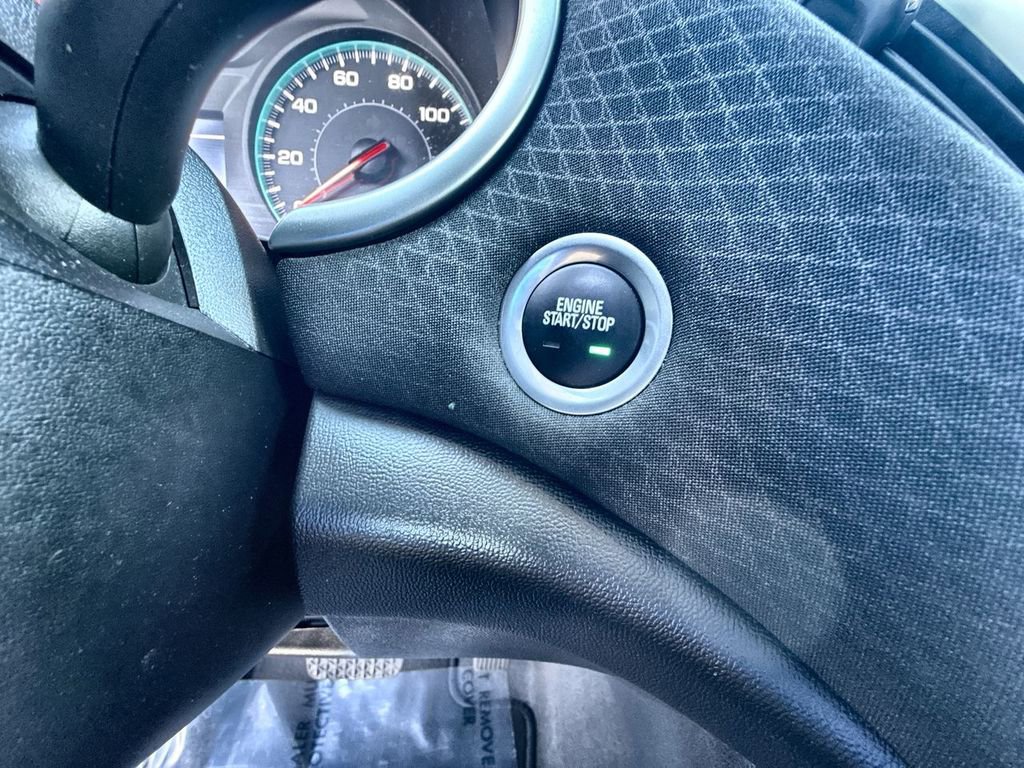 Used 2025 Chevrolet Malibu RS image 16