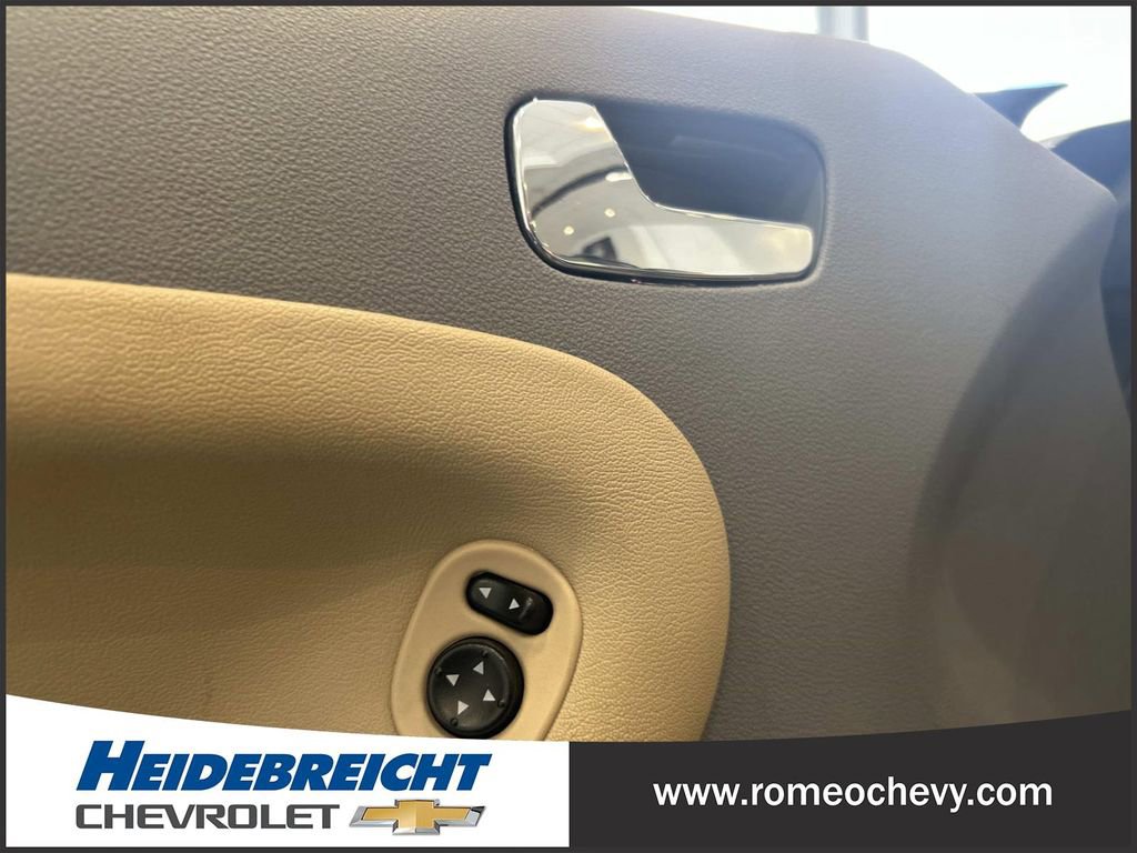 Used 2006 Pontiac Solstice Convertible w/ Premium Package RWD image 11