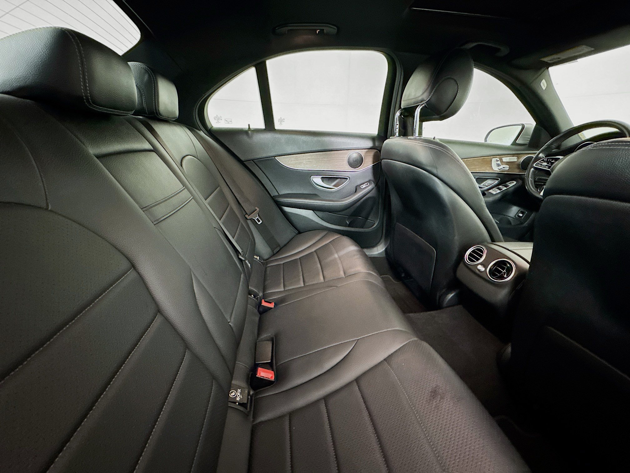 Used 2019 Mercedes-Benz C 300 Sedan w/ Premium Package image 24