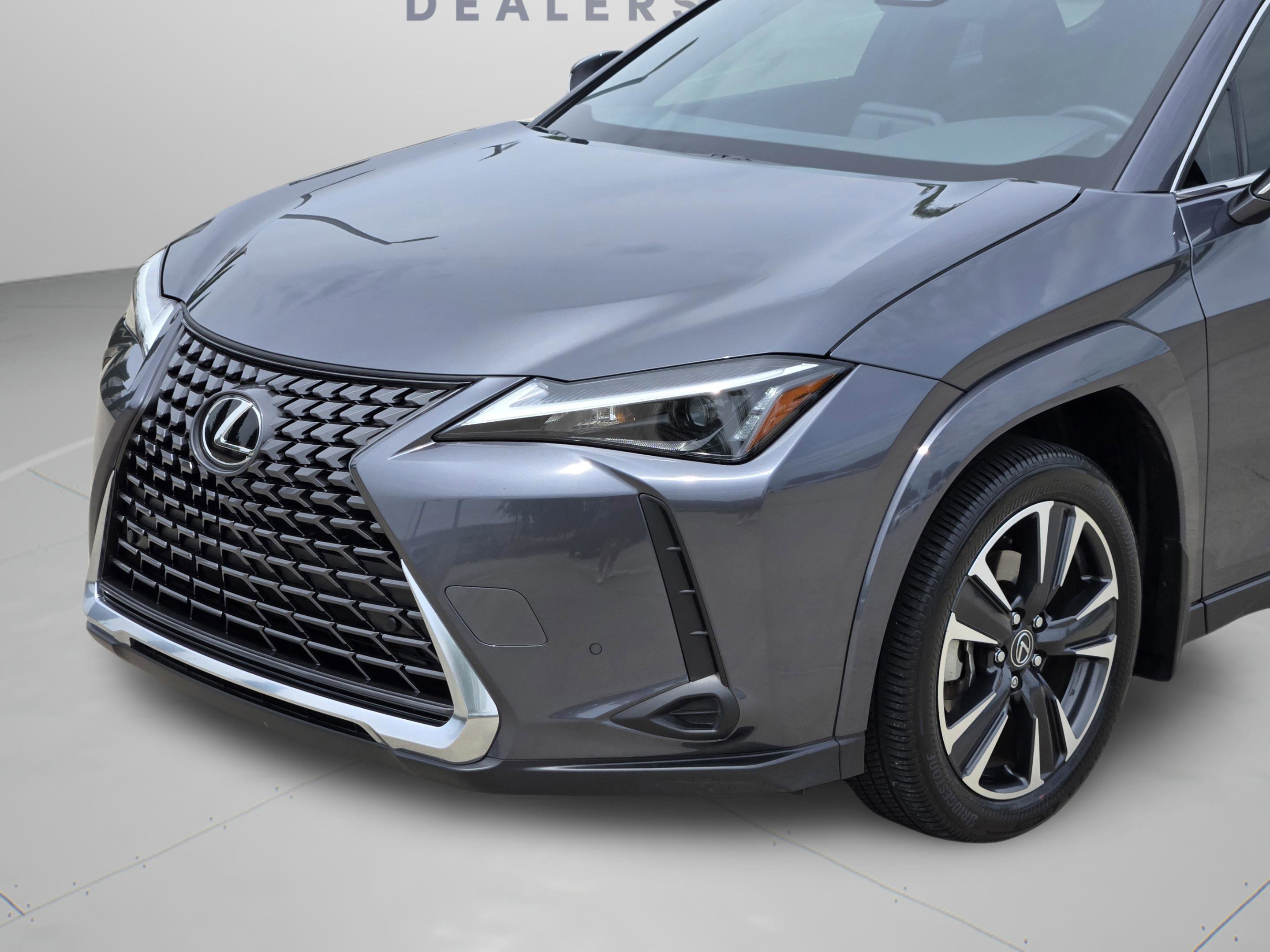 Used 2025 Lexus UX 300h FWD w/ Accessory Package (Z1) image 35