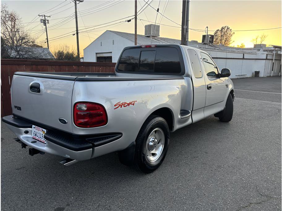 Used 2000 Ford F150 Short Bed 4D image 4