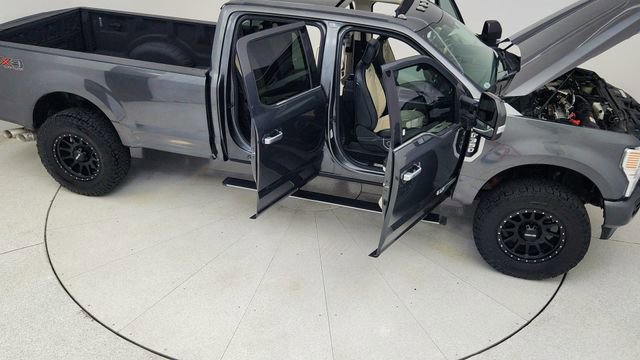 Used 2020 Ford F350 Limited w/ FX4 Off-Road Package AWD/4WD image 85