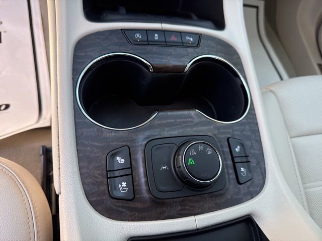 Used 2023 GMC Acadia Denali image 15