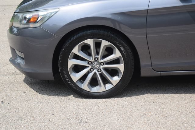 Used 2013 Honda Accord Sport image 28