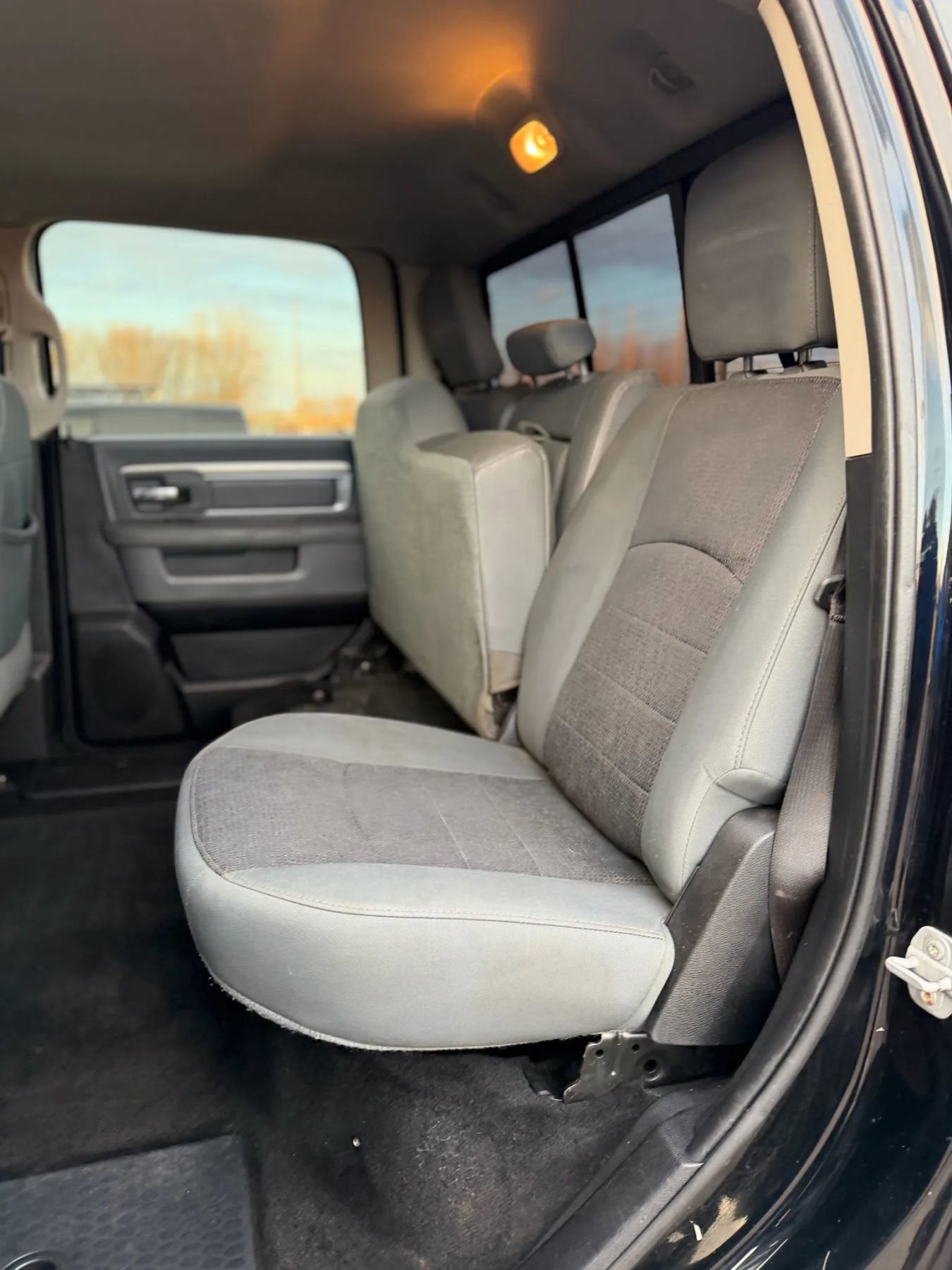 Used 2015 RAM 2500 SLT w/ Snow Chief Group image 12