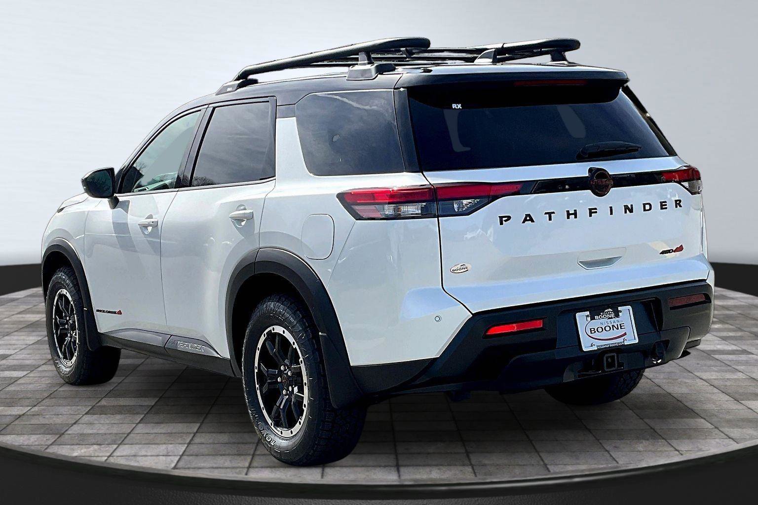 New 2026 Nissan Pathfinder Rock Creek image 4