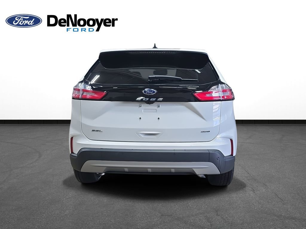 Used 2022 Ford Edge SEL image 8