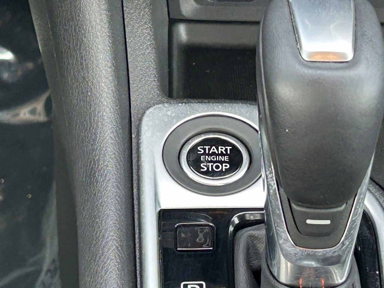 Certified 2024 Nissan Sentra SR image 23