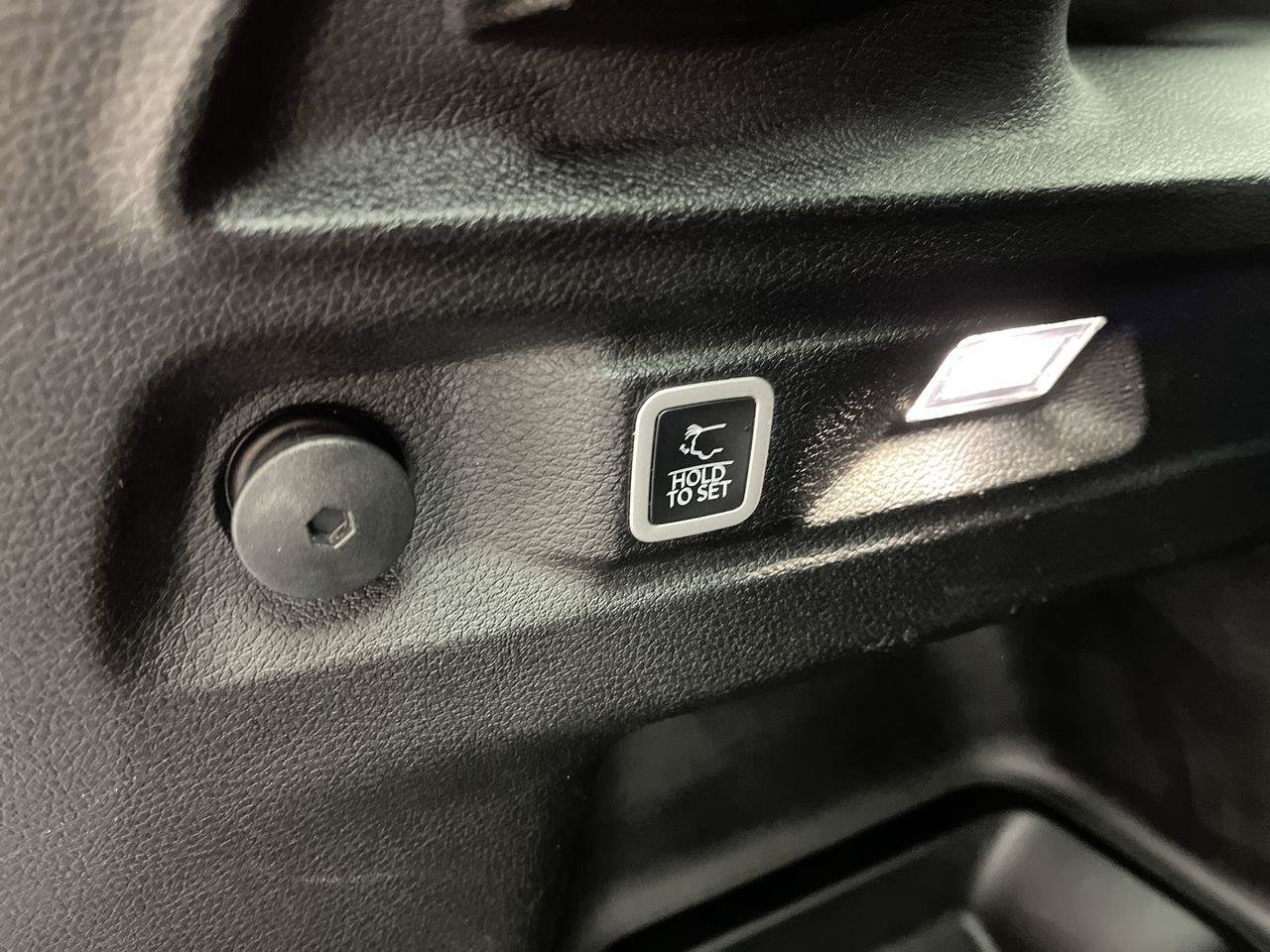 Used 2022 Jeep Grand Cherokee L Laredo AWD/4WD image 31