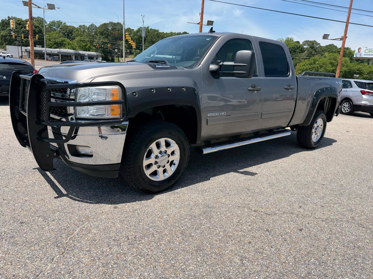 Used 2014 Chevrolet Silverado 2500 LT w/ Interior Plus Package AWD/4WD image 16