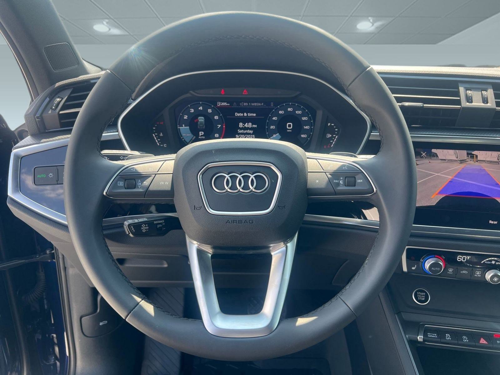New 2025 Audi Q3 2.0T Premium image 16