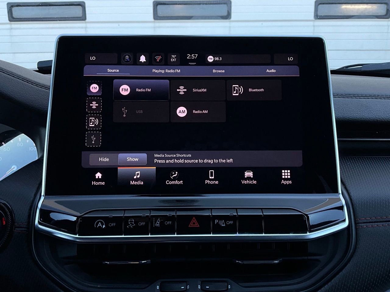 Used 2025 Jeep Compass Trailhawk image 31