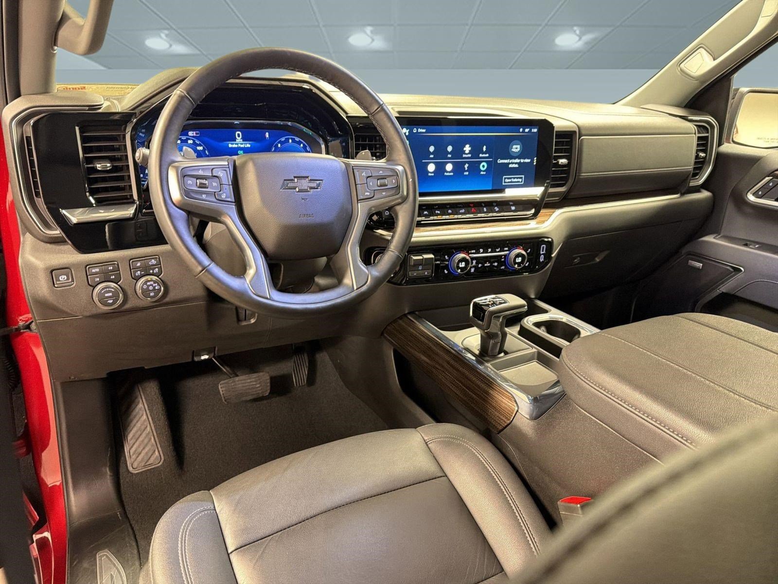 Used 2025 Chevrolet Silverado 1500 RST image 28