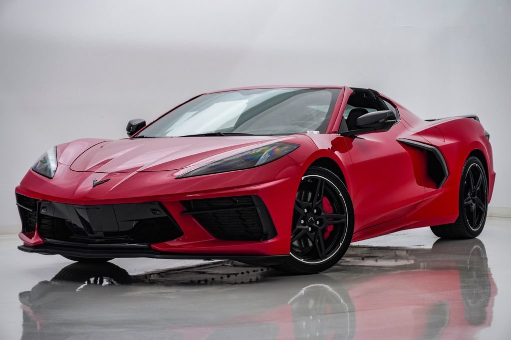 Used 2021 Chevrolet Corvette Stingray Preferred Cpe w/ Z51 Performance Package RWD image 1