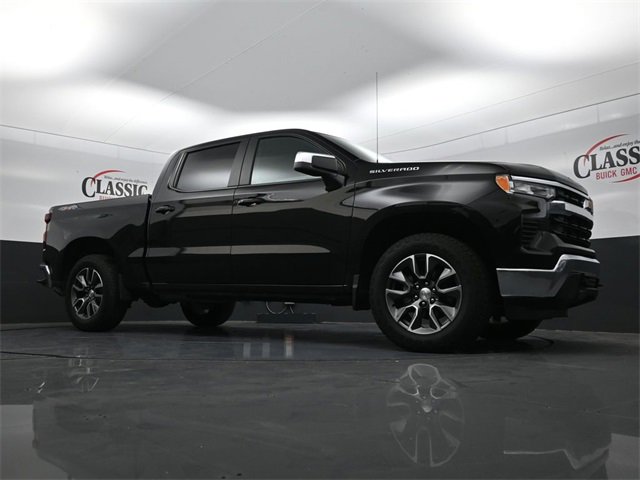 Used 2024 Chevrolet Silverado 1500 LT image 21