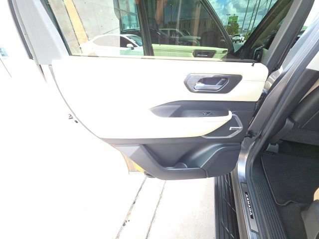 Used 2025 Nissan Armada Platinum Reserve RWD image 24