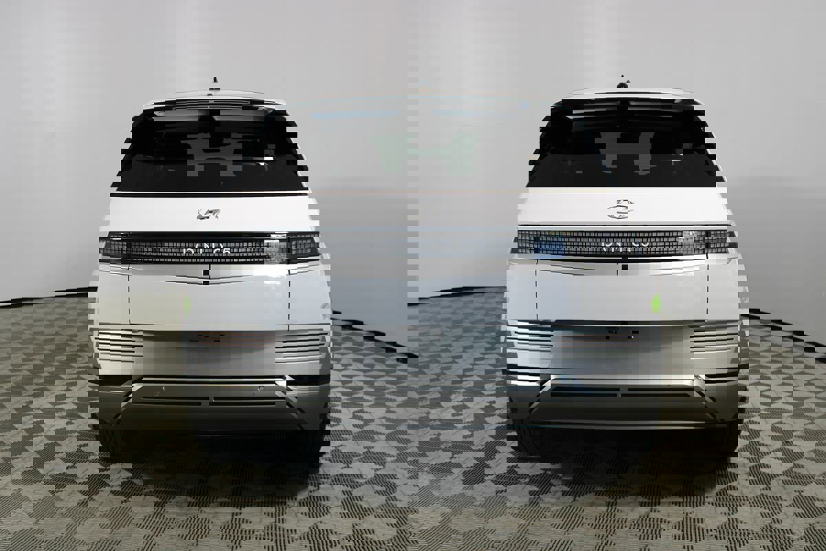 Used 2023 Hyundai Ioniq 5 Limited image 38