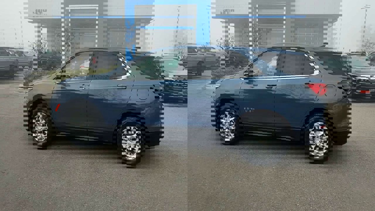 Used 2024 Chevrolet Equinox LT image 4