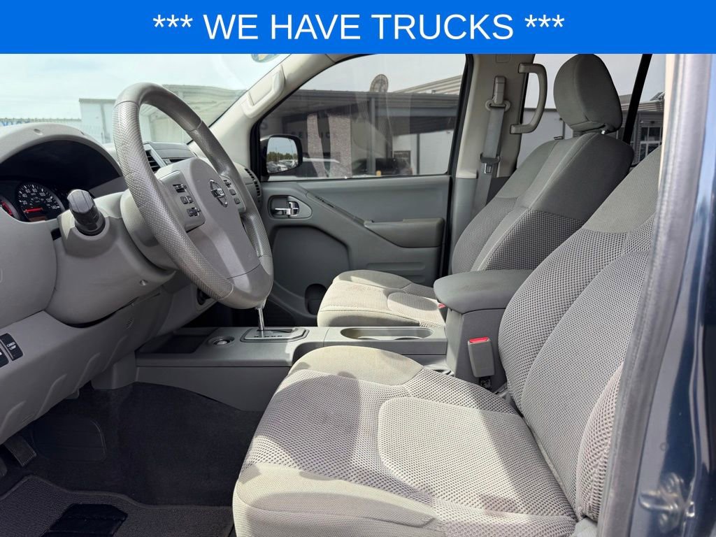 Used 2020 Nissan Frontier SV image 14