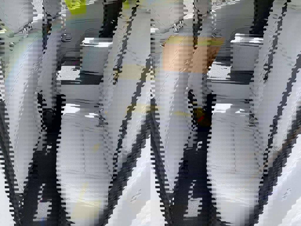 New 2026 Hyundai Kona SEL Premium image 6