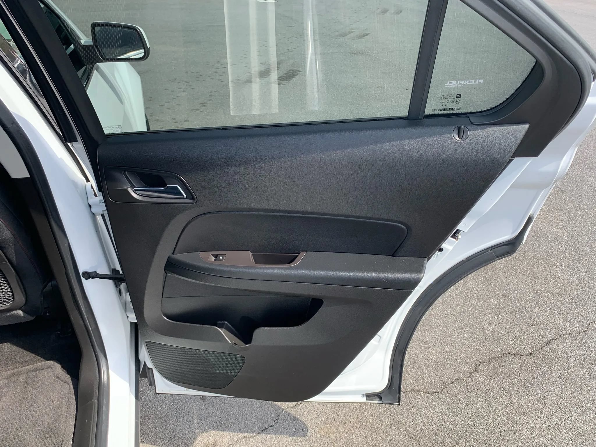 Used 2016 Chevrolet Equinox LT AWD/4WD image 25