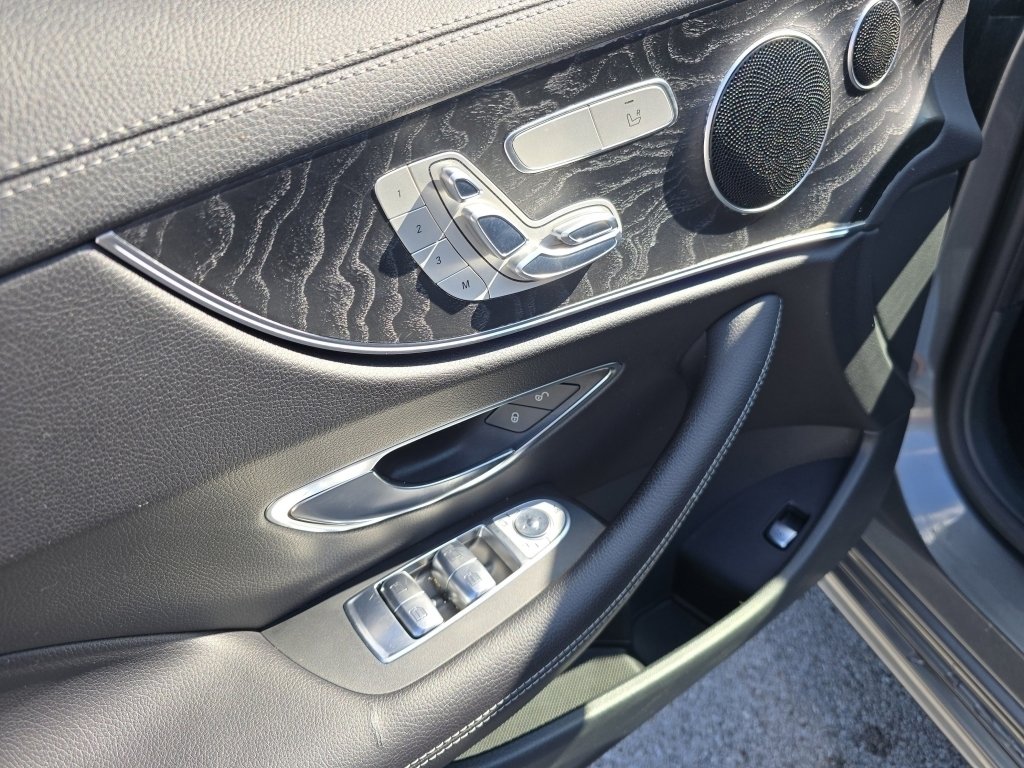 Used 2018 Mercedes-Benz E 400 Coupe image 22