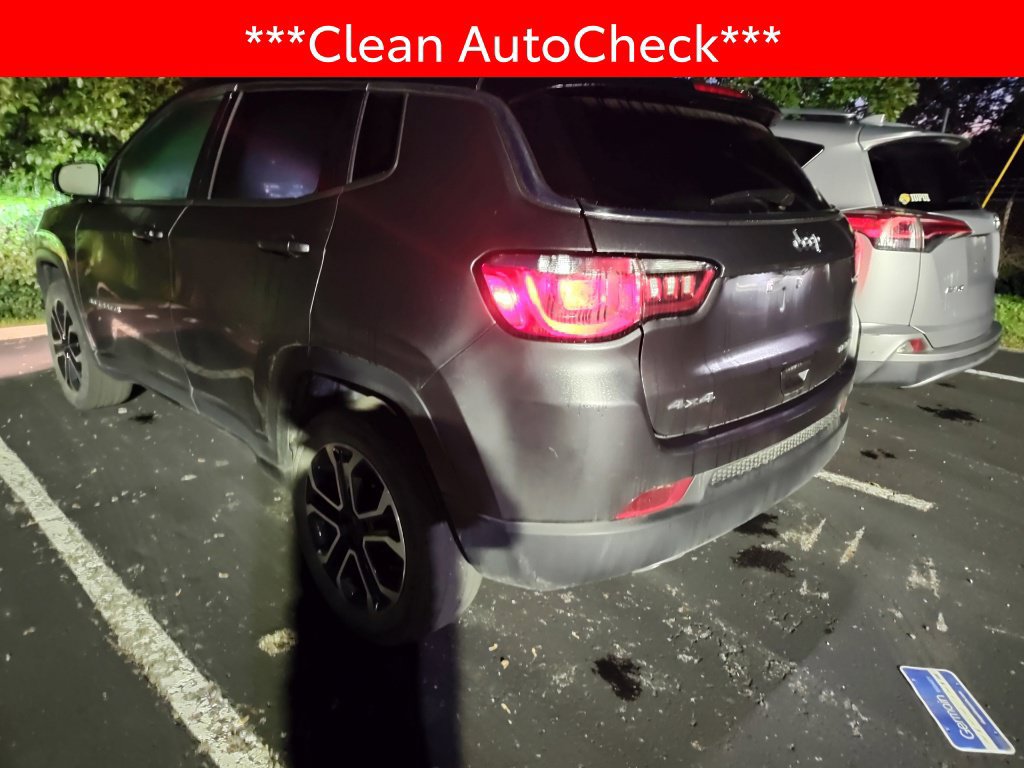 Used 2023 Jeep Compass Limited w/ Sun and Sound Group AWD/4WD image 4