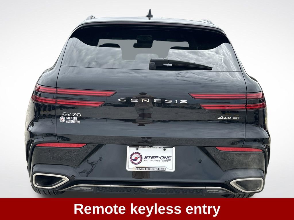 Used 2026 Genesis GV70 3.5T Sport Prestige image 7