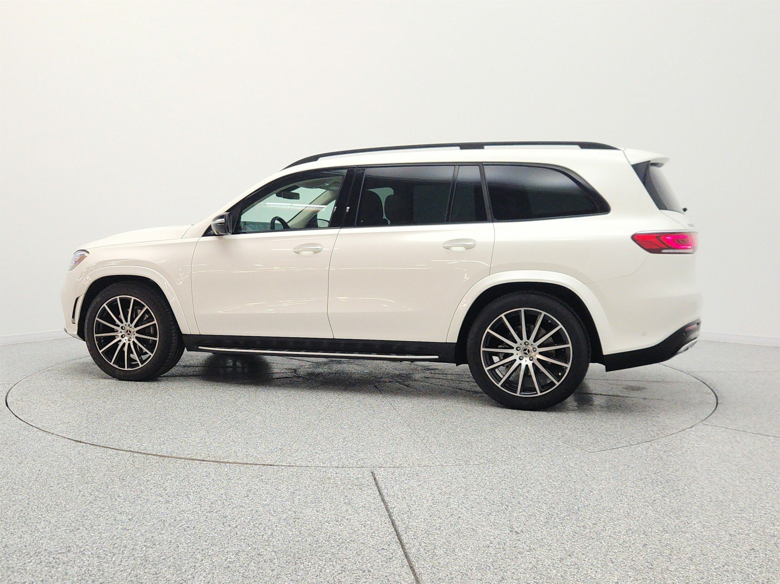 Certified 2022 Mercedes-Benz GLS 450 4MATIC image 8