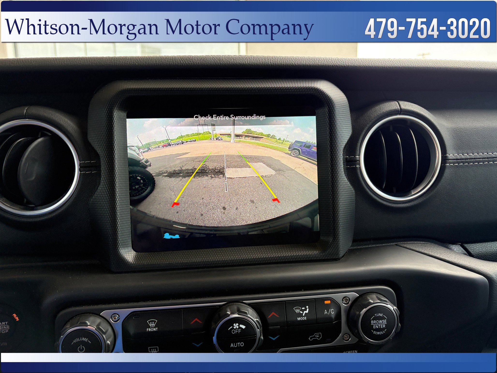 Used 2023 Jeep Wrangler Sahara AWD/4WD image 30