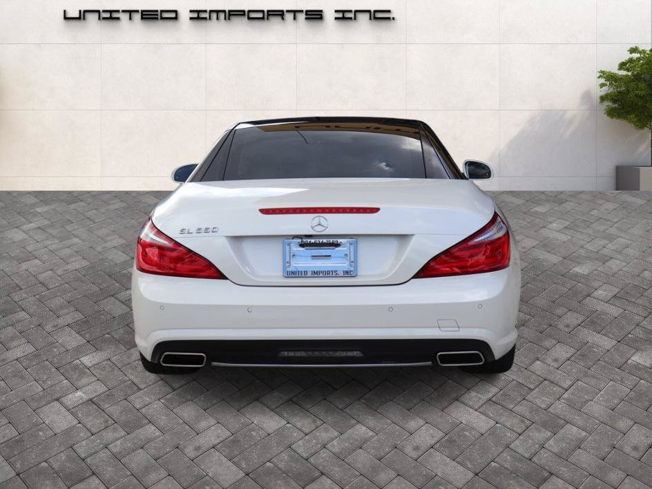 Used 2015 Mercedes-Benz SL 550 image 15