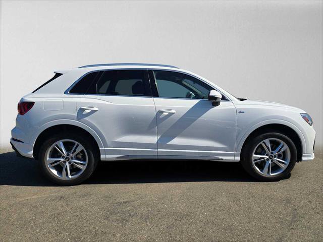 Certified 2023 Audi Q3 2.0T Premium Plus w/ Premium Plus Package AWD/4WD image 2