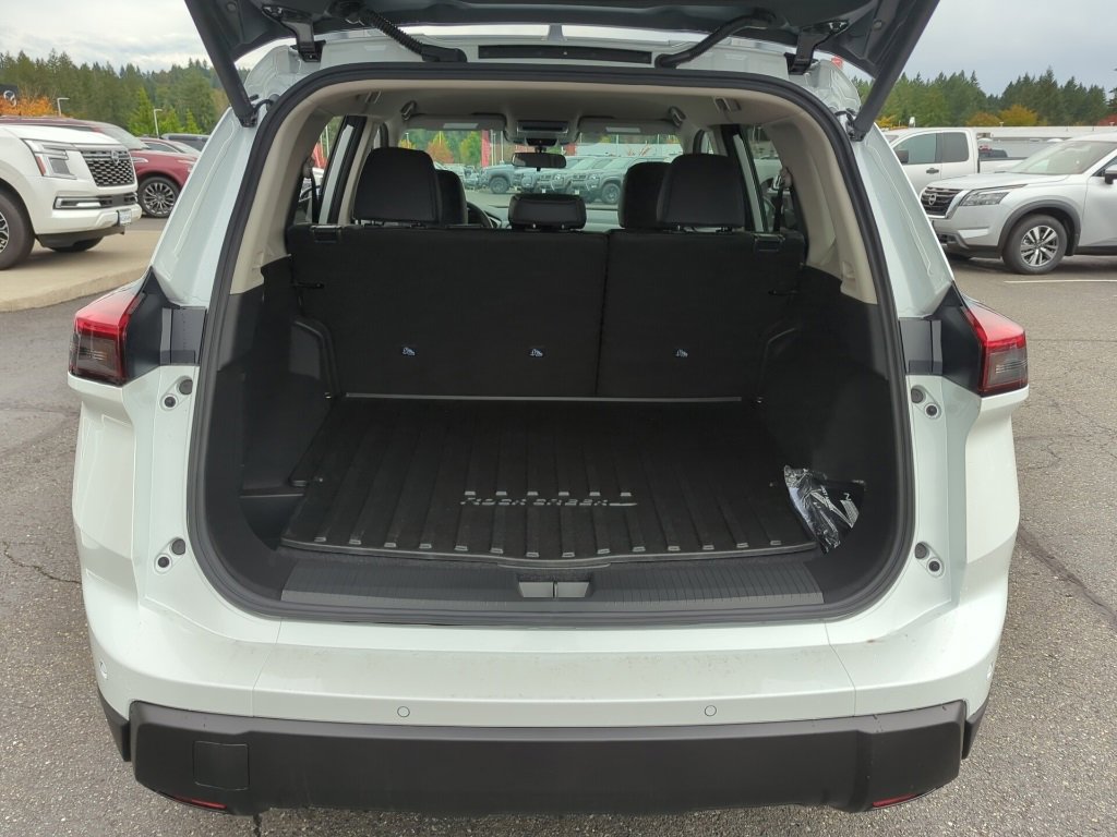 New 2026 Nissan Rogue SV image 25