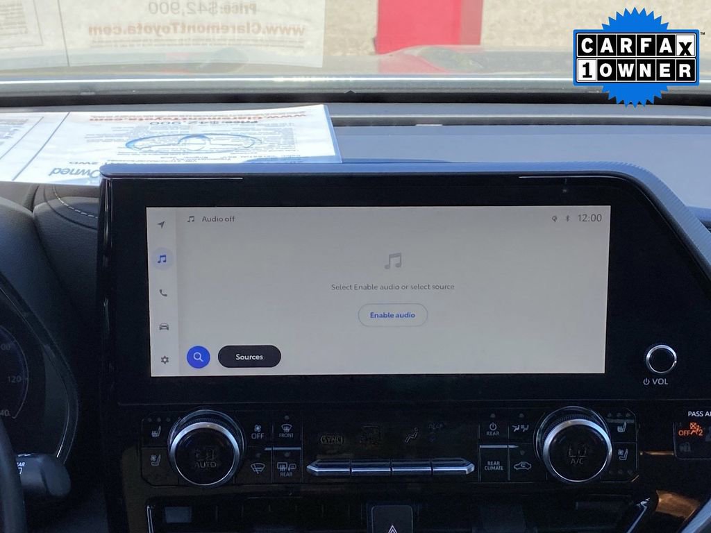 Used 2023 Toyota Highlander Platinum image 30