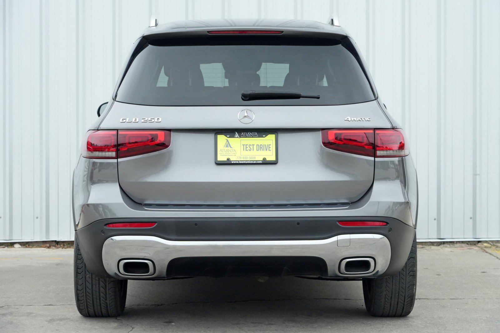 Used 2020 Mercedes-Benz GLB 250 4MATIC w/ Premium Package image 10