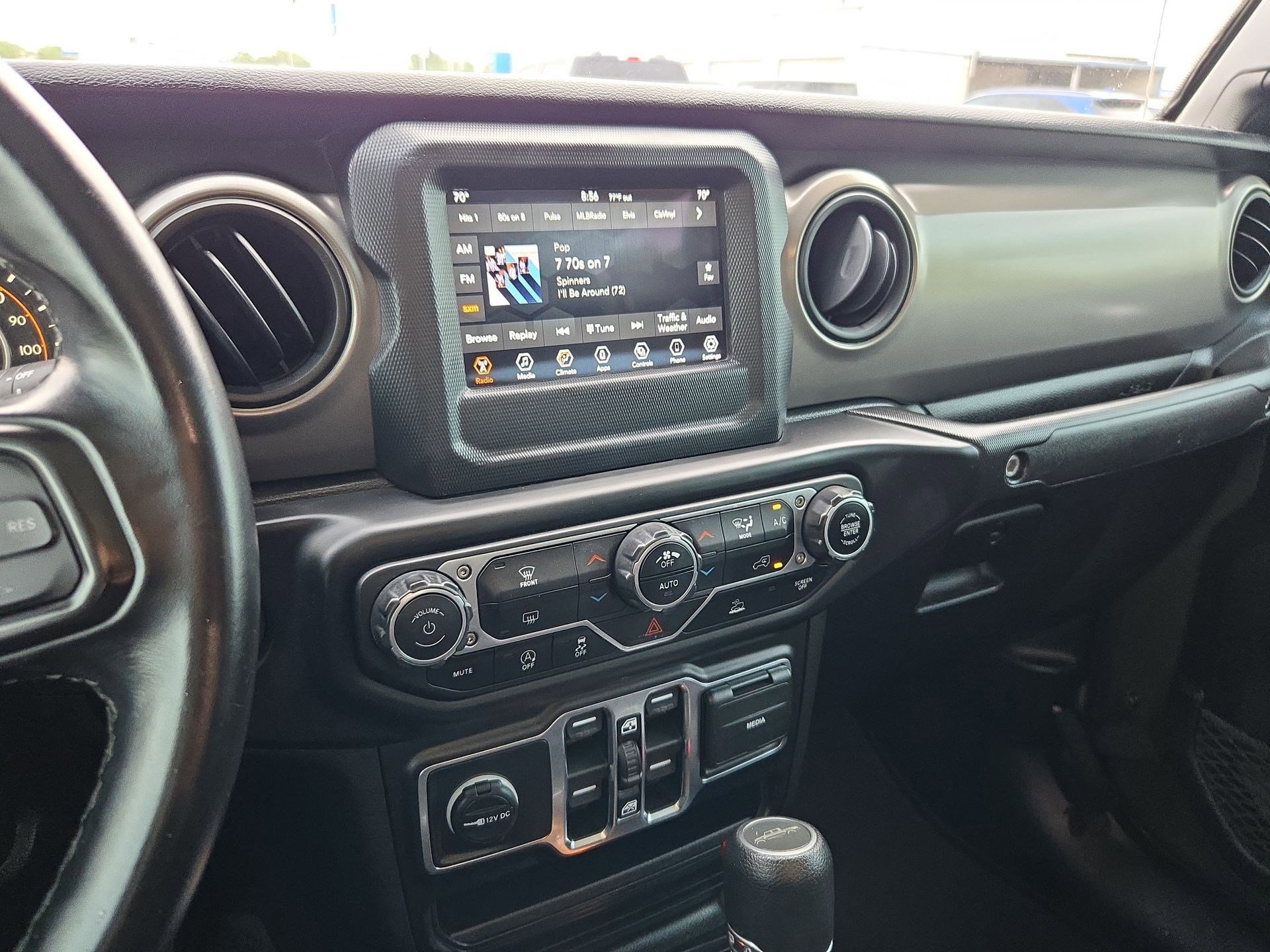 Used 2021 Jeep Gladiator Willys image 22