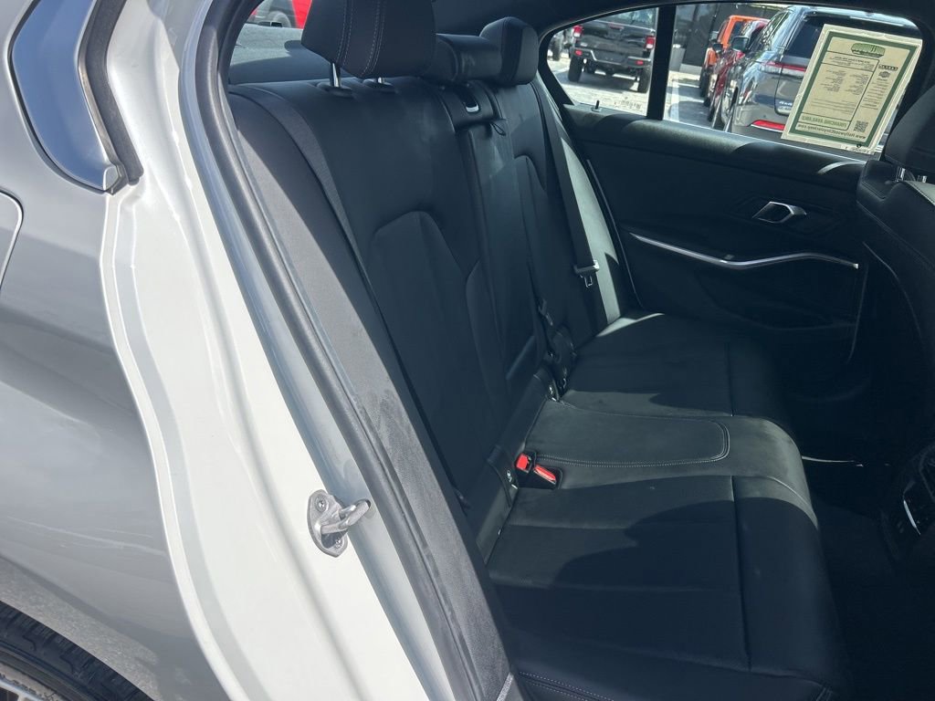 Used 2025 BMW 330i xDrive Sedan image 27